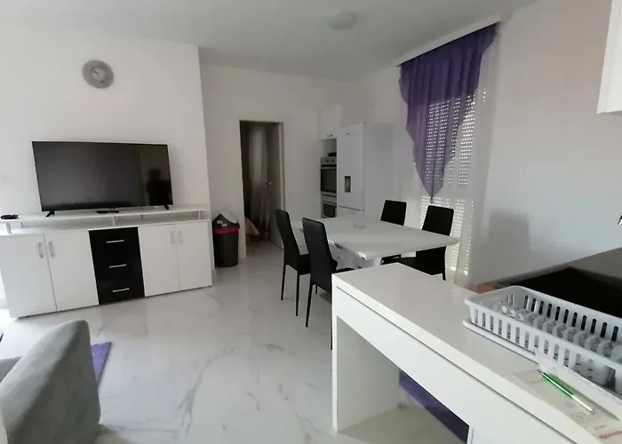 Vila Slavica