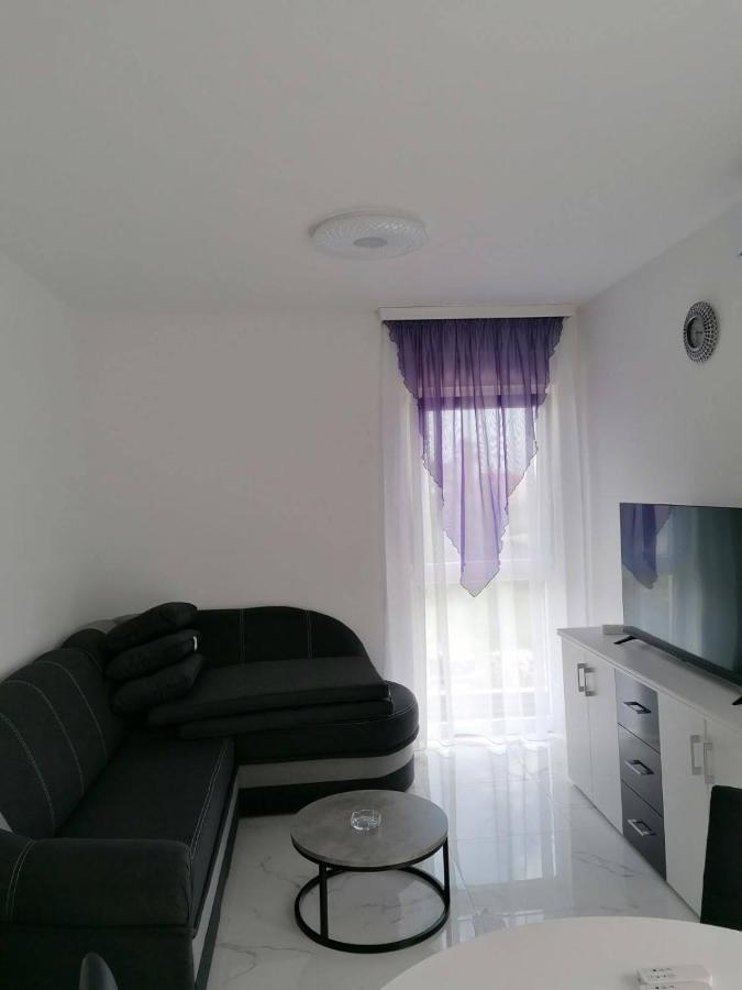Apartment Slavica *