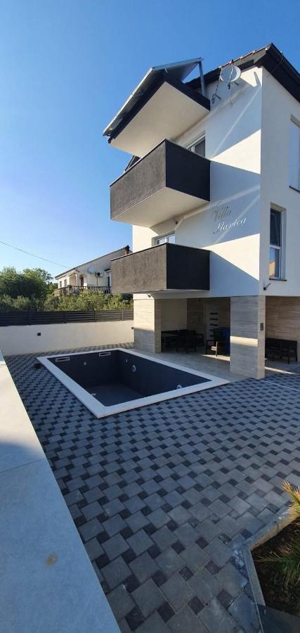 Slavica Apartment